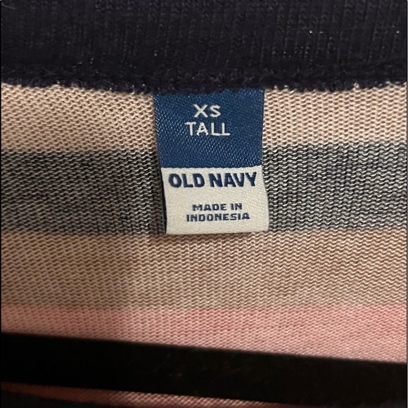 EUC OLD NAVY SIZE XS TALL striped long sleeve - no pilling, so soft and cozy 🤗 - Picture 3 of 4